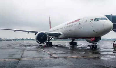 AI flight door fails to open at Raipur airport; MLA, flyers stranded for 1 hour