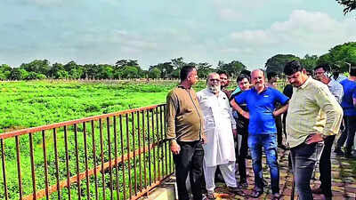 On walk, ex-Cong councillor in Gujarat stabbed to death