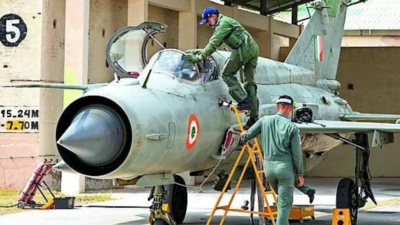 IAF Workhorse MiG-21 Makes Last Sorties At Nal Ahead Of Sept 26 Chandigarh Farewell
