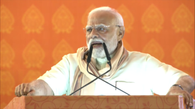 GST Cuts To Infiltration Fears: PM Modi Turns 'Bidi' Slur Into Political Offensive Against Cong, RJD