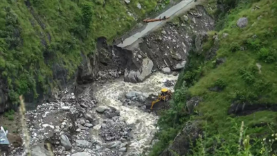 Army roped in to restore road connectivity in Ramban, Doda