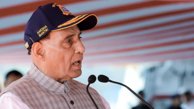 Break old institutional silos, move towards jointness: Min to forces