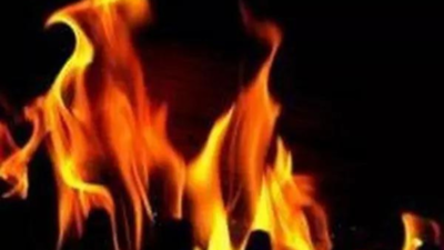 Mumbai: Fire breaks out on 7th floor of high-rise in Dahisar; rescue under way