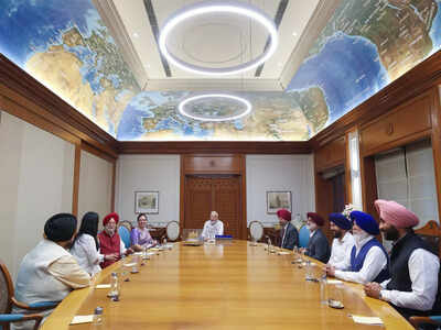 Hardeep Puri, committee submit recommendations to PM Modi for safekeeping of Sikh relic 'Jore Sahib'