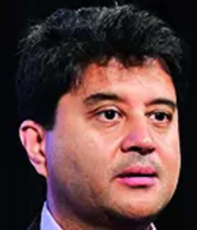 HC gives 90 days to settle property feud between Scindia & 3 aunts