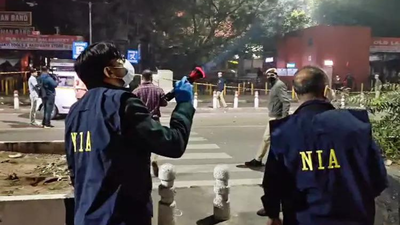 Delhi car blast case: NIA arrests detained Kashmiri college student, suspect's father dies of burns in immolation bid
