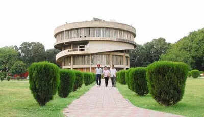 Centre asks PU to withdraw affidavit, plans new governance notification