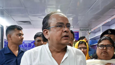 Jharkhand minister faces flak over ‘lock up BLOs’ call, EC seeks report