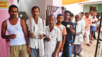 Sahebganj election result 2025: BJP’s Raju Kumar Singh leading against RJD's Prithvi Ray