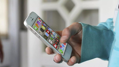 Govt orders handset makers to preload its Sanchar Saathi app