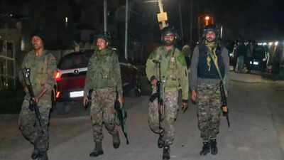 J&K encounter under way: Cop killed, terrorists trapped; heavy firing reported