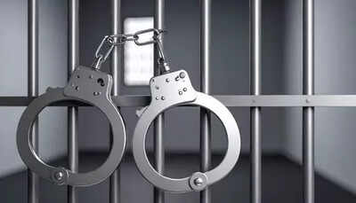 Son's wedding invite lands man in cops net 13 yrs after fleeing custody