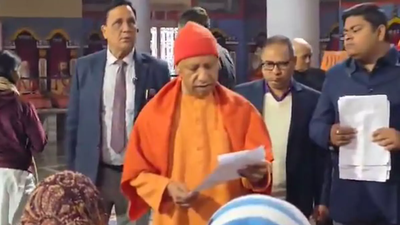 Janata Darshan: Yogi Adityanath listens to grievances from 250 people, orders action against fraudsters