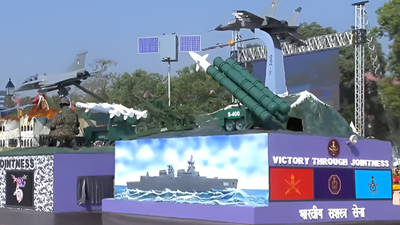 IAF’s Rafale-Led Flypast Caps Republic Day With A Global Showcase Of India’s Military Strength