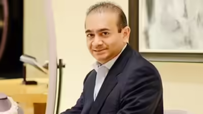 Declare 2 Nirav aides proclaimed offenders: CBI