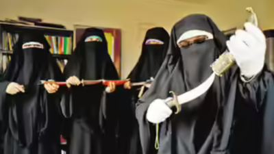Court: Andrabi, aides worked for Kashmir's secession