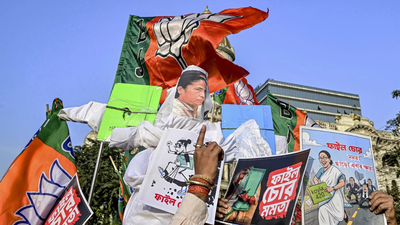 Kolkata: TMC-BJP supporters come to blows over loudspeakers; stage set on fire