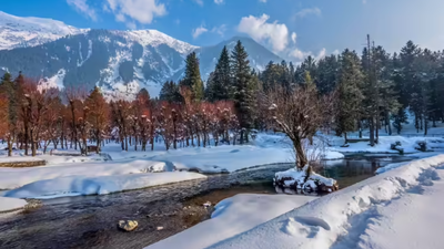 Frozen waterfall, heli-skiing in Gulmarg, help Kashmir bring back tourists