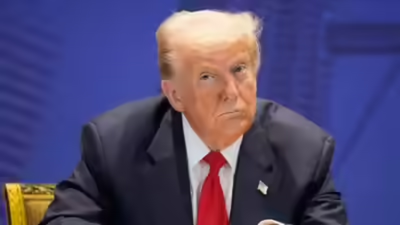 Trump backs bill letting him slap up to 500% levy on India