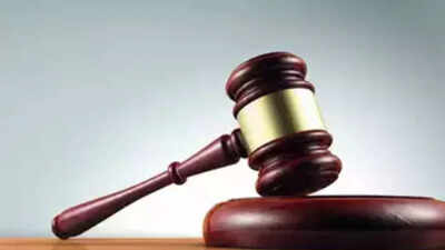 95-yr-old unable to walk, court goes to him, delivers verdict