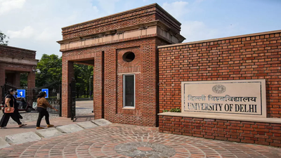 DU imposes 1-month ban on protests; gives no reason for time frame