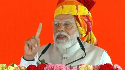 High Drama At AI Summit Amid Congress’ Shirtless Protests, BJP Calls Party ‘Shameless’ | Headlines@8