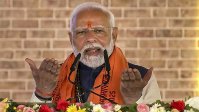 ‘Arrogance Will Be Shattered’: PM Modi Attacks Mamata Banerjee Over Murmu’s Santhal Event Row