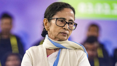 President Murmu Protocol Row Turns Into Political Flashpoint, Centre Seeks Answers From Mamata Govt