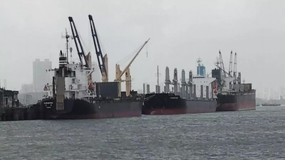 Amid US-Iran War, First Crude Tanker Shenlong Safely Reaches Mumbai Port Through Strait Of Hormuz