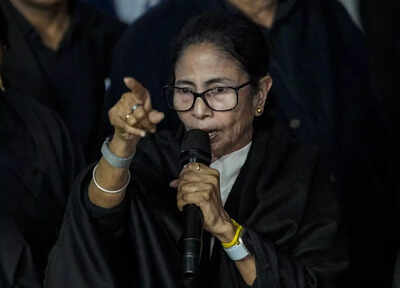 ‘Unpromulgated President’s Rule’: Mamata Banerjee Attacks EC Over Mass Transfers Before Bengal Polls