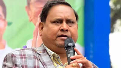 ‘Takes Muslim Votes, Builds Temples’: Expelled TMC Leader Humayun Kabir Targets Mamata Ahead of Bengal Polls