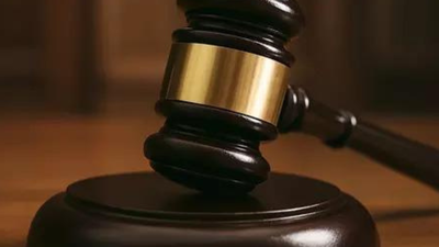 HC lets married teen live with man of her choice