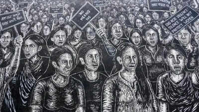 <p>.</p> NCW calls for setting up a national registry for tracking acid attack cases