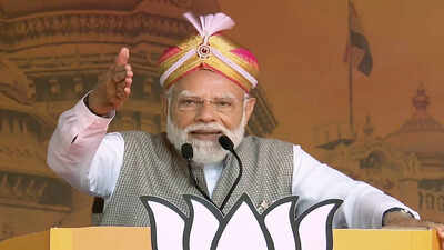 'Power-Hungry Cong Stabbed DMK': Modi Launches Sharp Attack On Cong