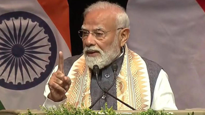 'Jhalmuri Reached Here Too?': PM Modi Invokes Bengal Polls In Netherlands, Lauds Indian Diaspora