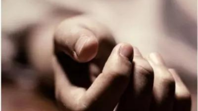 J&K: Elderly dead, 7 in hospital after consuming wild vegetable in Rajouri