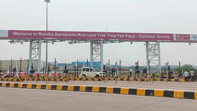 Barrierless tolling sees Rs 30 lakh recovery as half of users clear dues