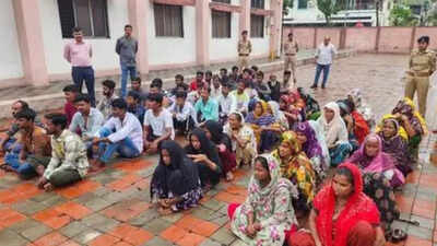 Hundreds try to flee to Bangladesh as West Bengal CM Suvendu Adhikari says quit India