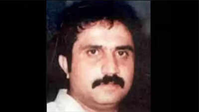 ED attaches property worth Rs 700 crore of Dawood Ibrahim's aide Iqbal Mirchi