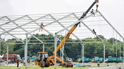 Kolkata: Brigade takes rain cover for new cabinet swearing-in