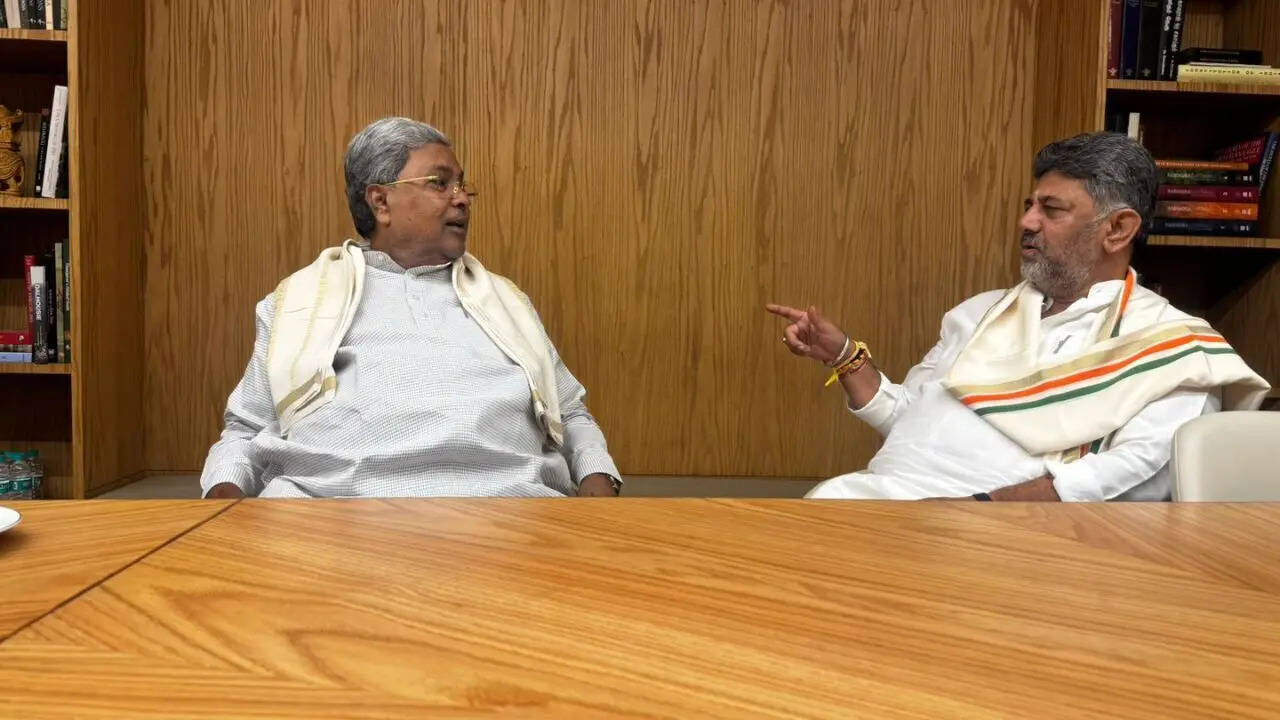 Siddaramaiah, DK Shivakumar