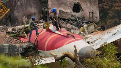 'Air India asking kin of crash victims to waive claims before facts known'