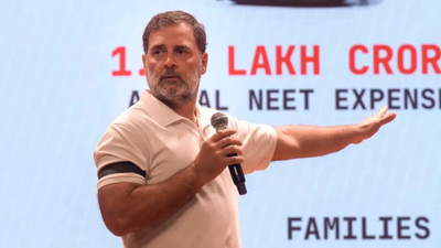 'How dare you threaten students': Rahul Gandhi slams Delhi University over Jantar Mantar advisory