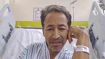 Sonam Wangchuk Sonam Wangchuk to be discharged from hospital on Monday after CJP ends 36-day protest
