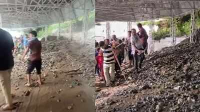 Vaishno Devi landslide Landslide hits Vaishno Devi track at Himkoti; battery car service suspended