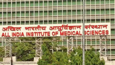 SC raps AIIMS acting director over 'casual' reply