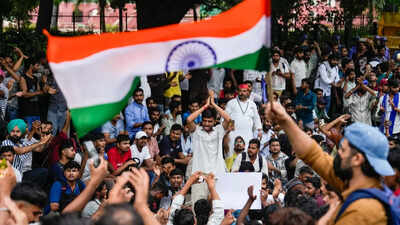 'If someone dies .... ': Delhi Police probes alleged chats ahead of CJP's 'Sansad Chalo' march