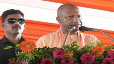 CM Yogi at 'Maha Vriksharopan 2026', calls 35 crore sapling drive a "grand endeavour" to honour Mother Earth CM Yogi at 'Maha Vriksharopan 2026', calls 35 crore sapling drive a "grand endeavour" to honour Mother Earth