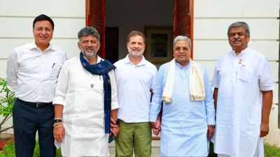 'Cabinet expansion very soon': Congress hints at Karnataka reshuffle after Rahul-DKS meeting