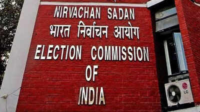 File photo Citing former PM Manmohan Singh, BJP says Congress has habit of discrediting Election Commission